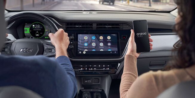 El nuevo vehículo eléctrico Chevrolet Bolt EUV cuenta con Android Auto